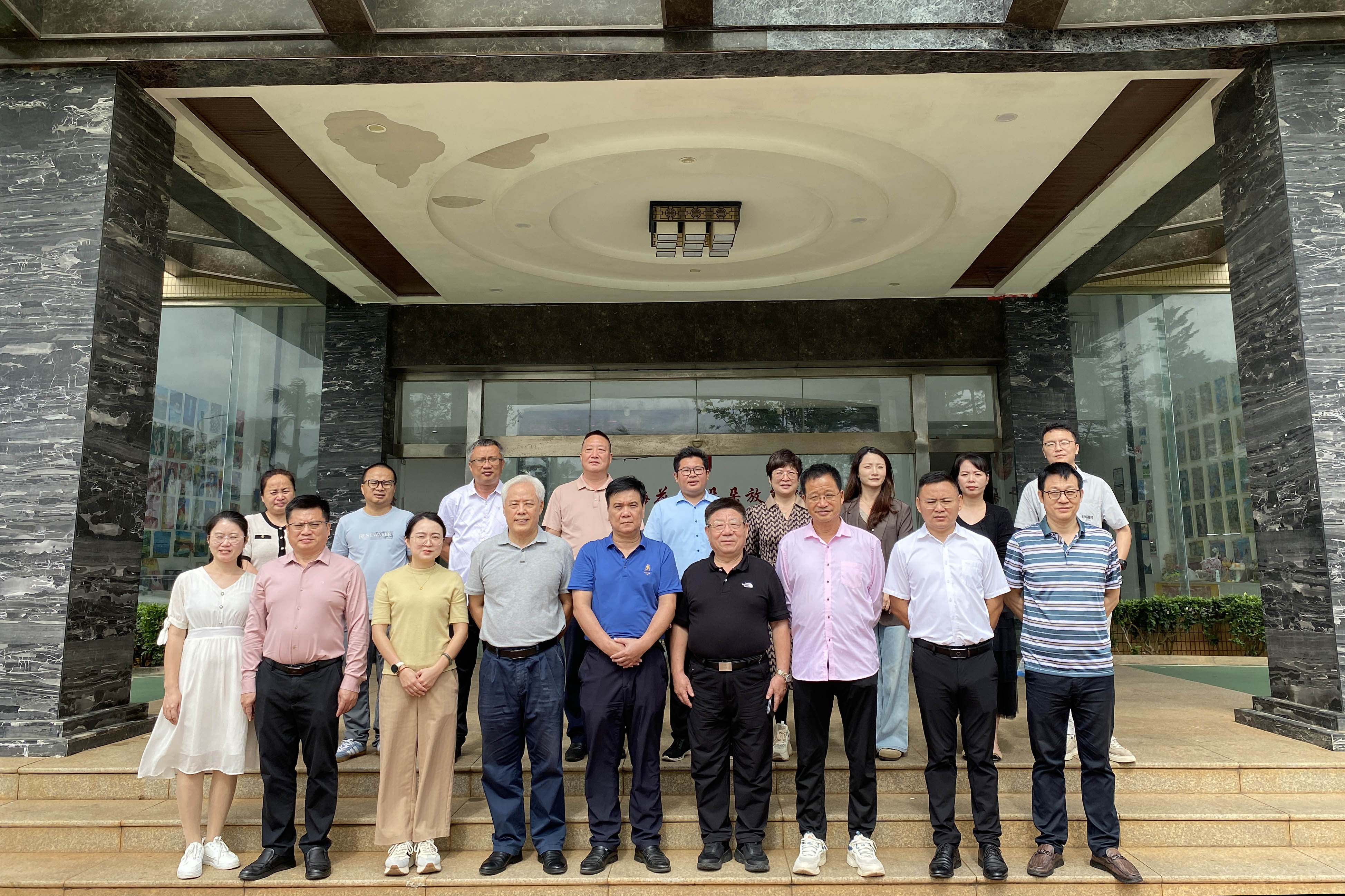 1763777874609932.jpg 1763777874609932.jpg