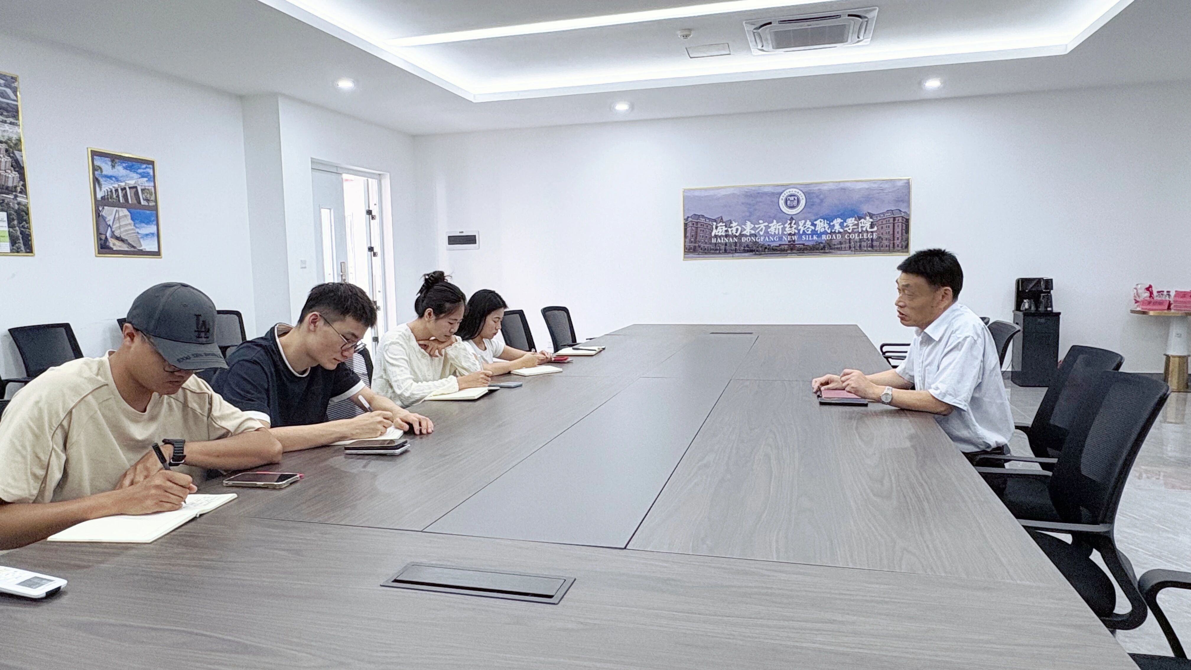 強教風，正學風，筑根基——應用技術學院召開新學期學風建設專題會議?